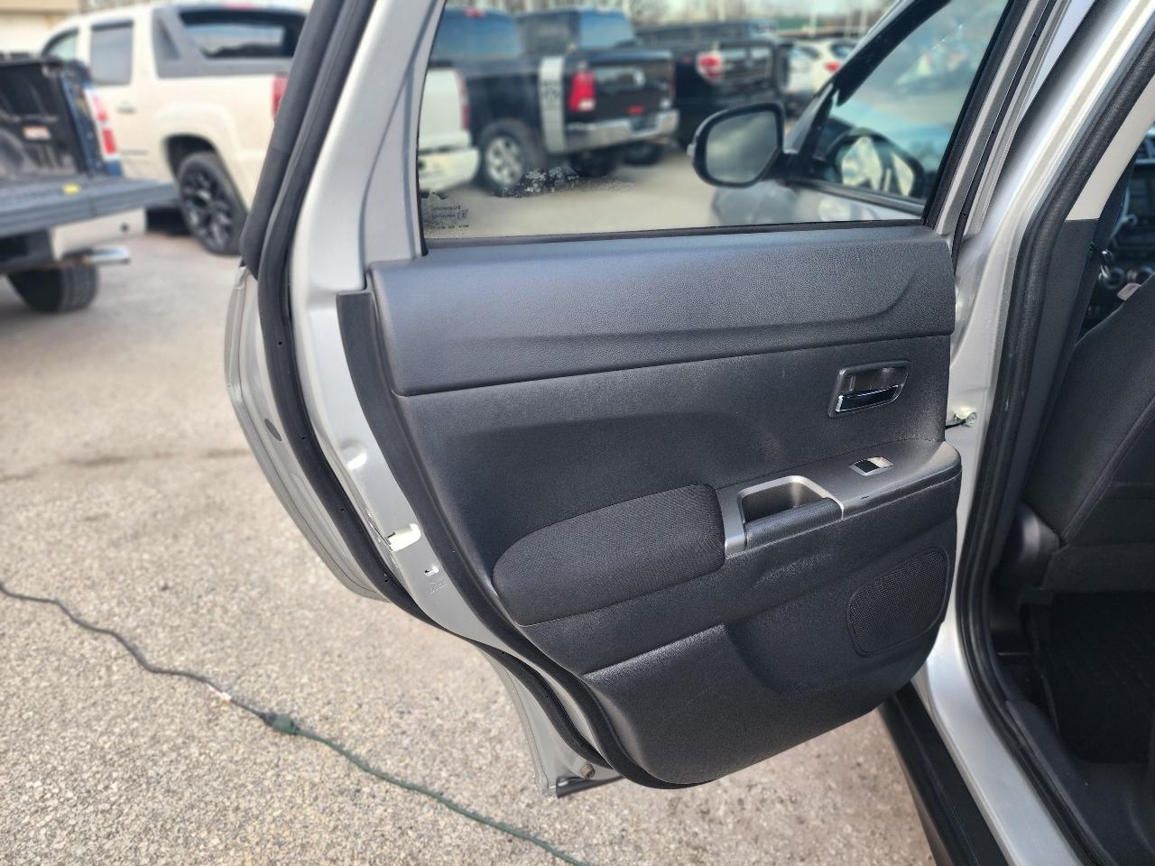 Mitsubishi Outlander Sport 2.0 ES AWD 2021