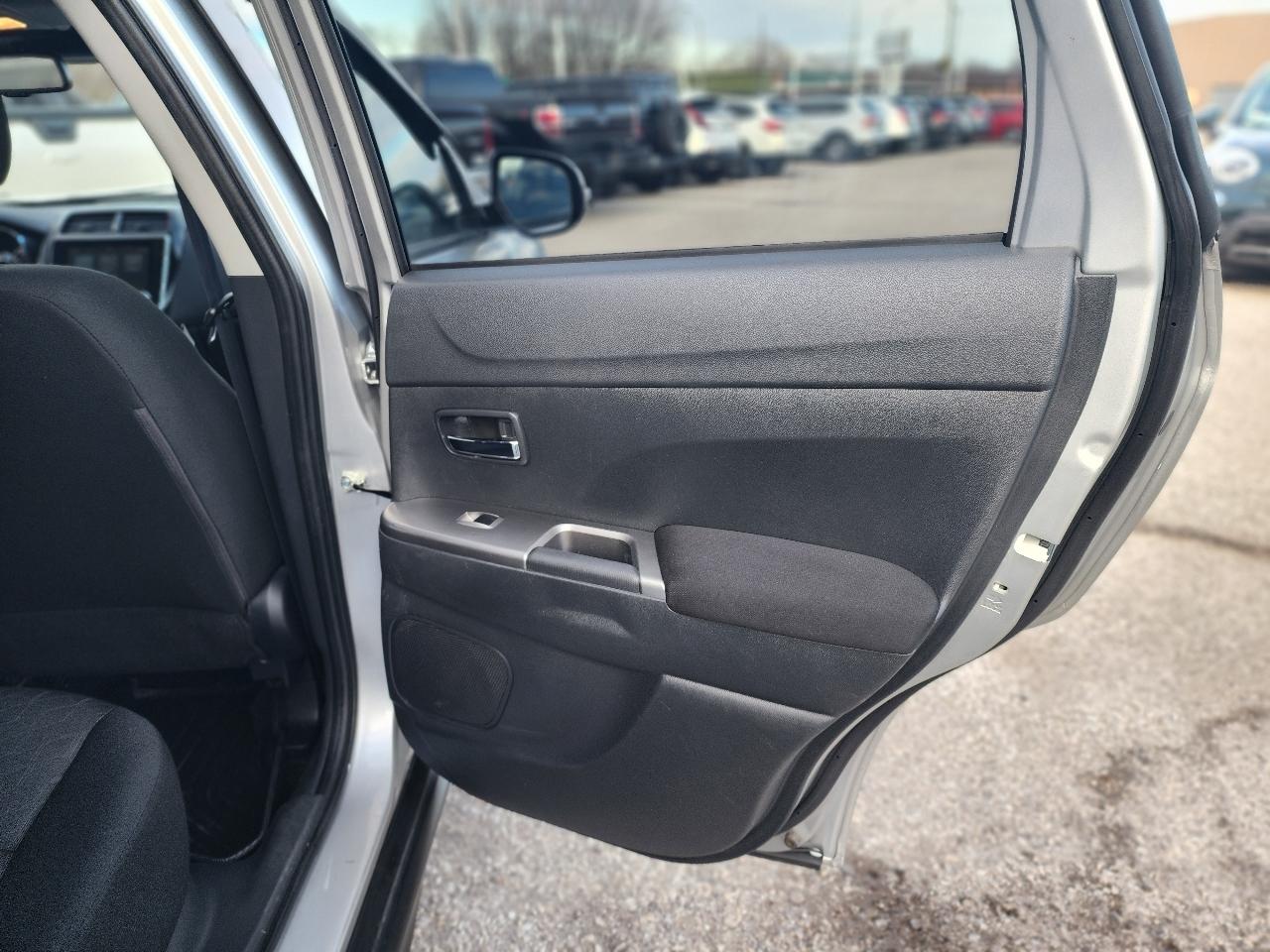 Mitsubishi Outlander Sport 2.0 ES AWD 2021