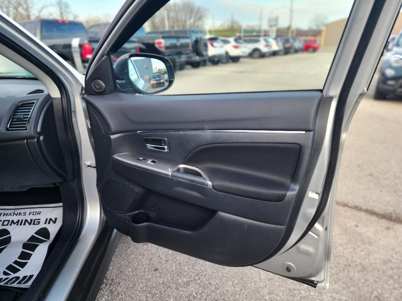 Mitsubishi Outlander Sport 2.0 ES AWD 2021