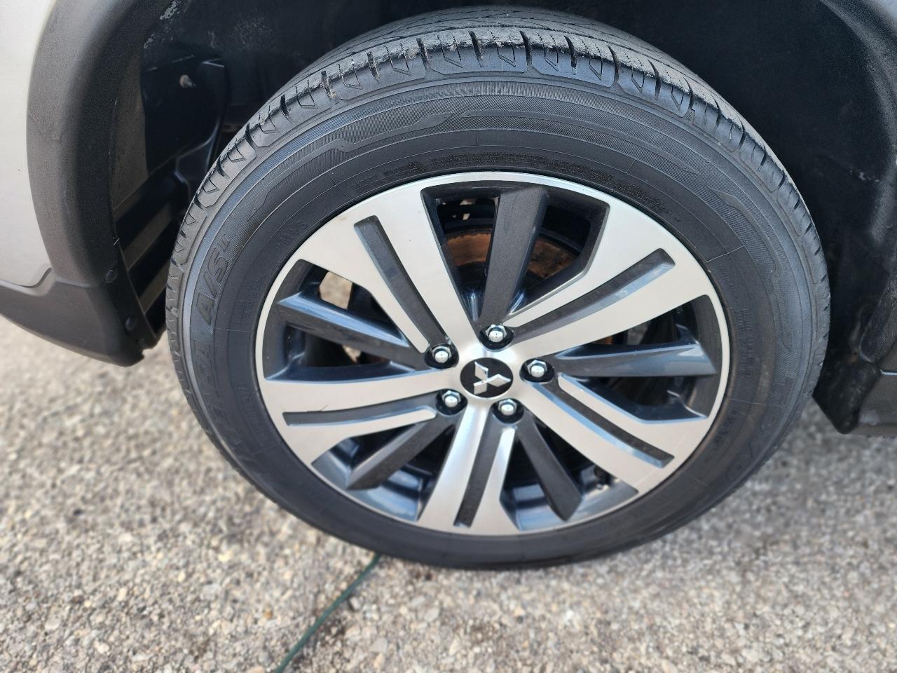 Mitsubishi Outlander Sport 2.0 ES AWD 2021