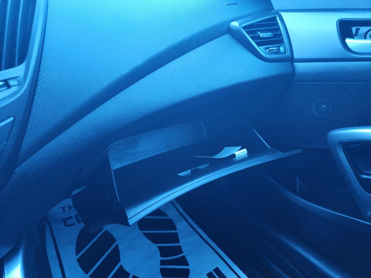 Hyundai Veloster Turbo R-Spec w/Red Interior 6M 2017