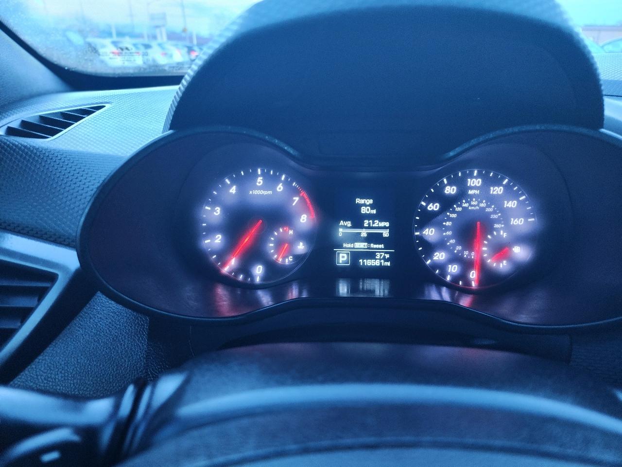 Hyundai Veloster Turbo R-Spec w/Red Interior 6M 2017