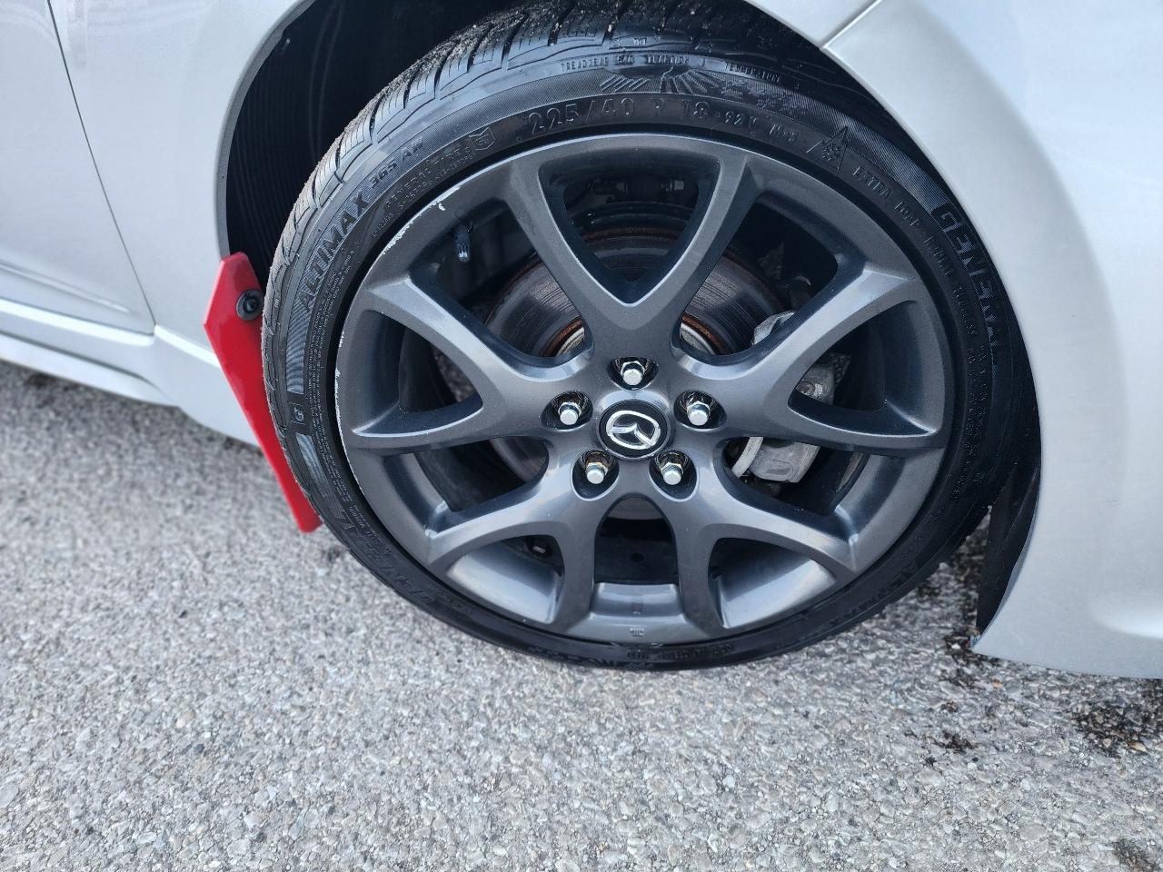 Hyundai Veloster Turbo R-Spec w/Red Interior 6M 2017