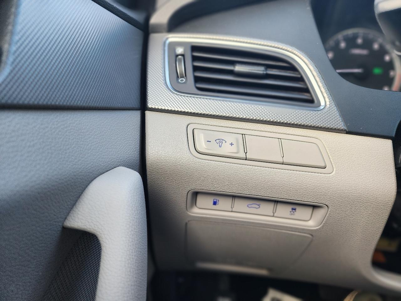 Hyundai Sonata SE 2017