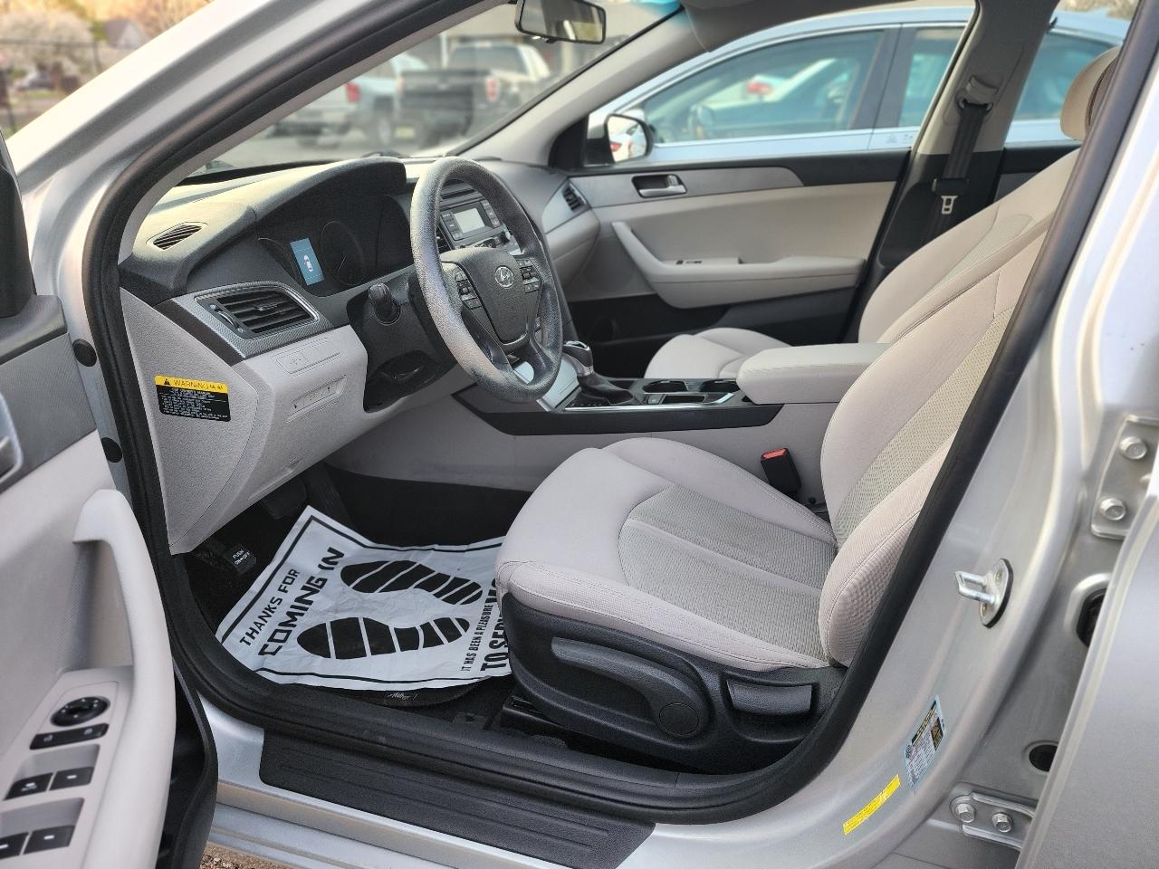 Hyundai Sonata SE 2017