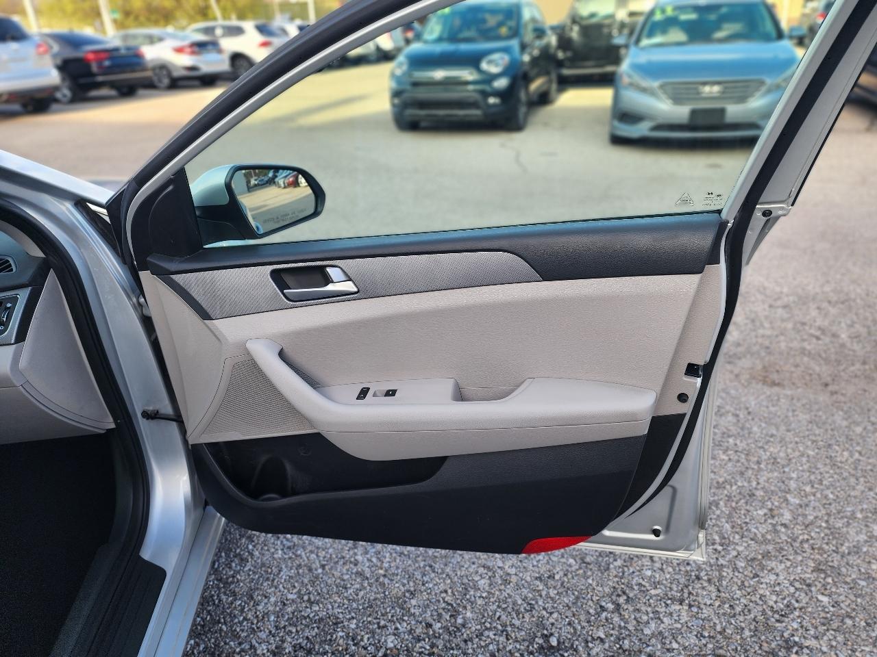 Hyundai Sonata SE 2017