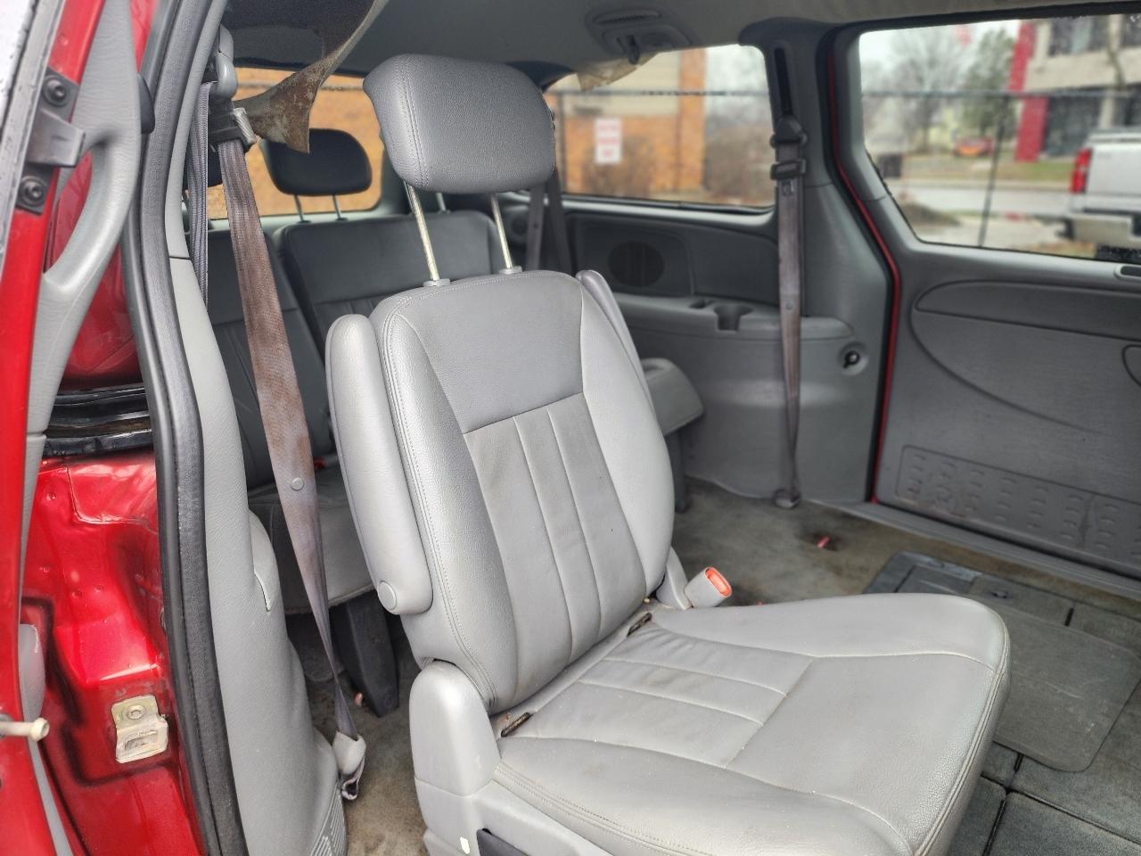 Chrysler Town & Country Touring 2005