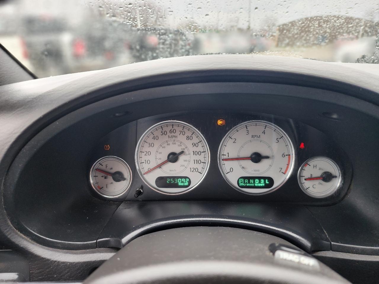 Chrysler Town & Country Touring 2005