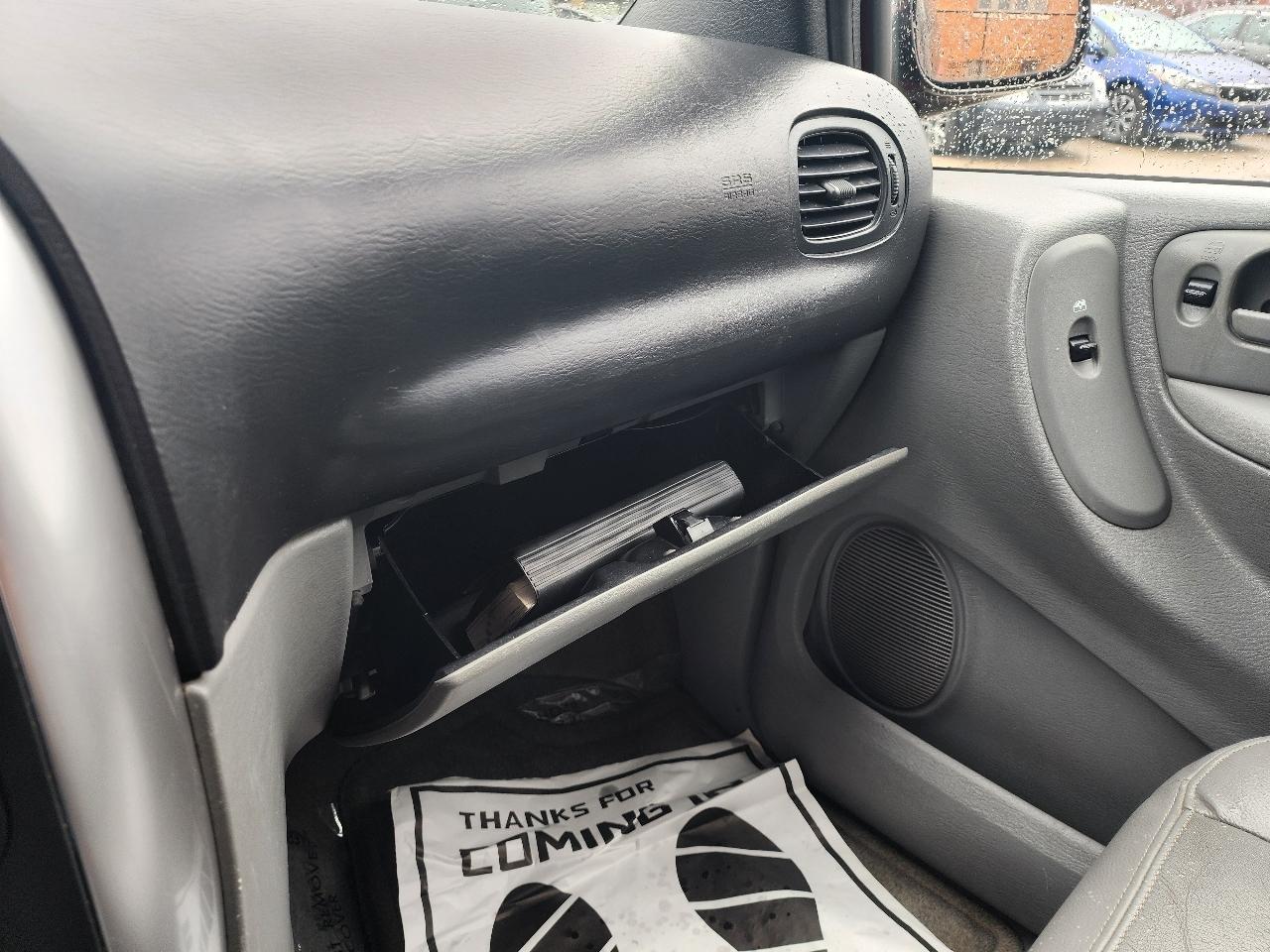 Chrysler Town & Country Touring 2005