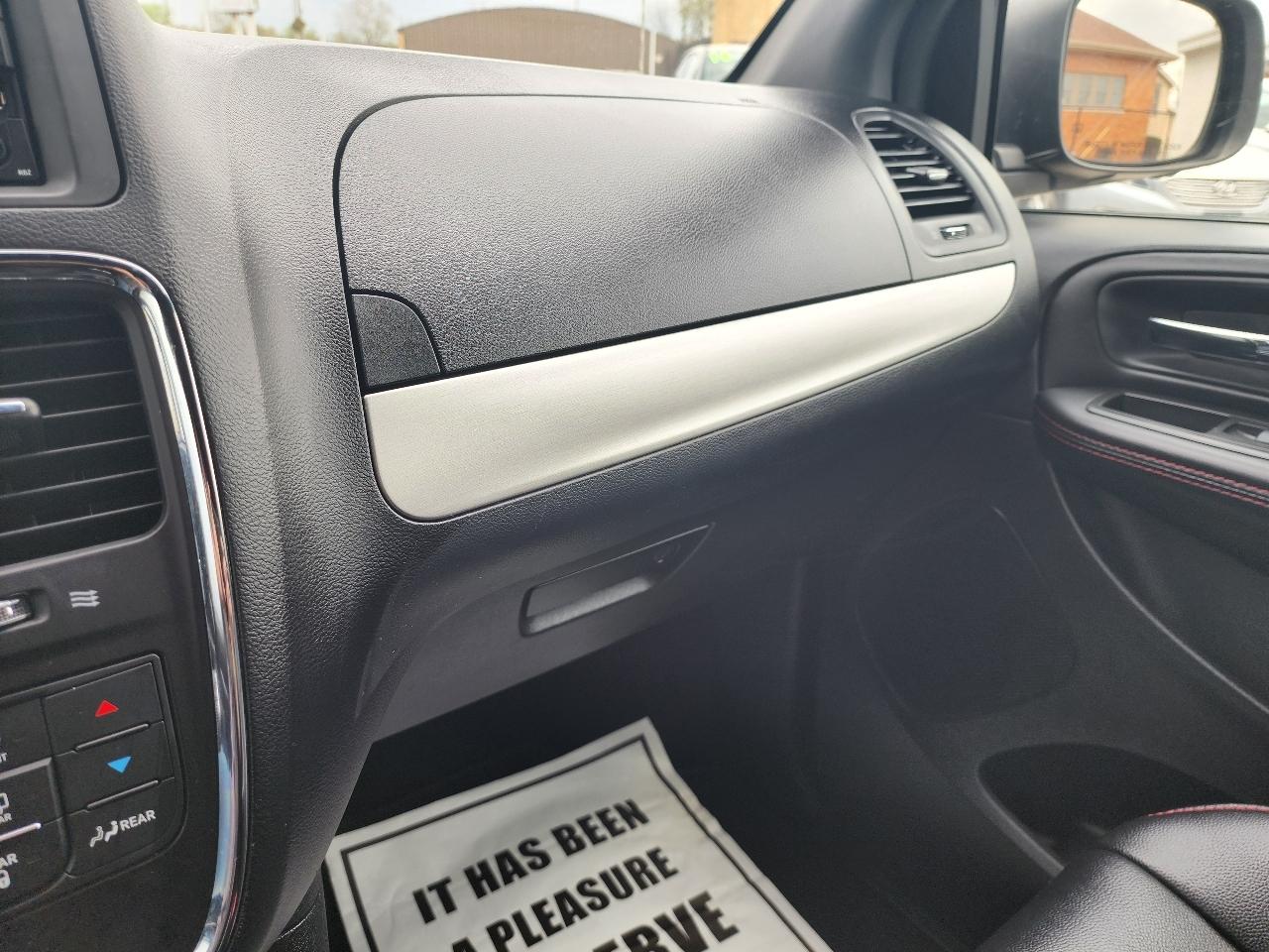 Dodge Grand Caravan R/T 2014