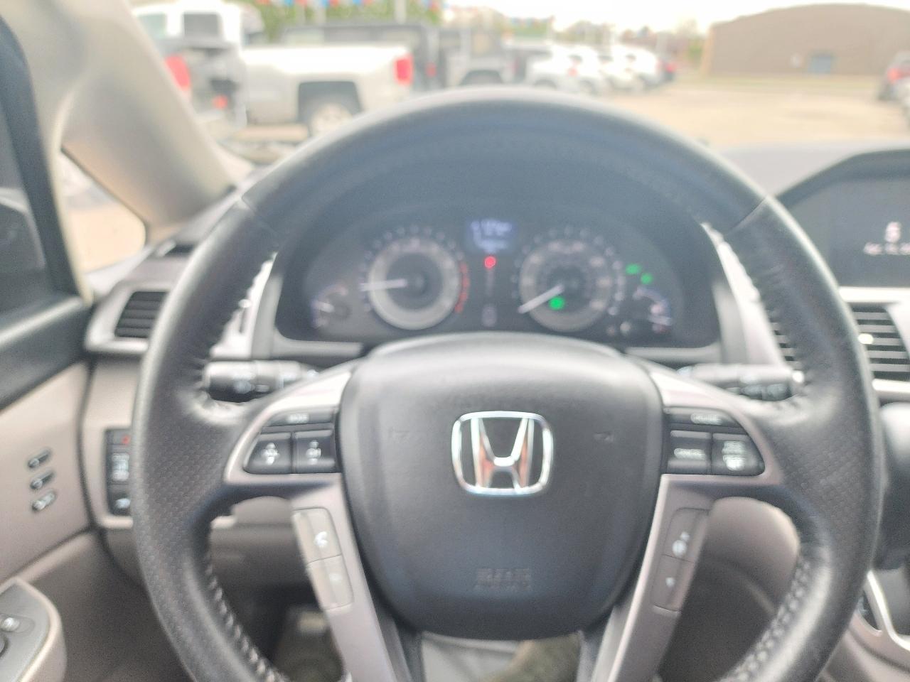 Honda Odyssey Touring 2013