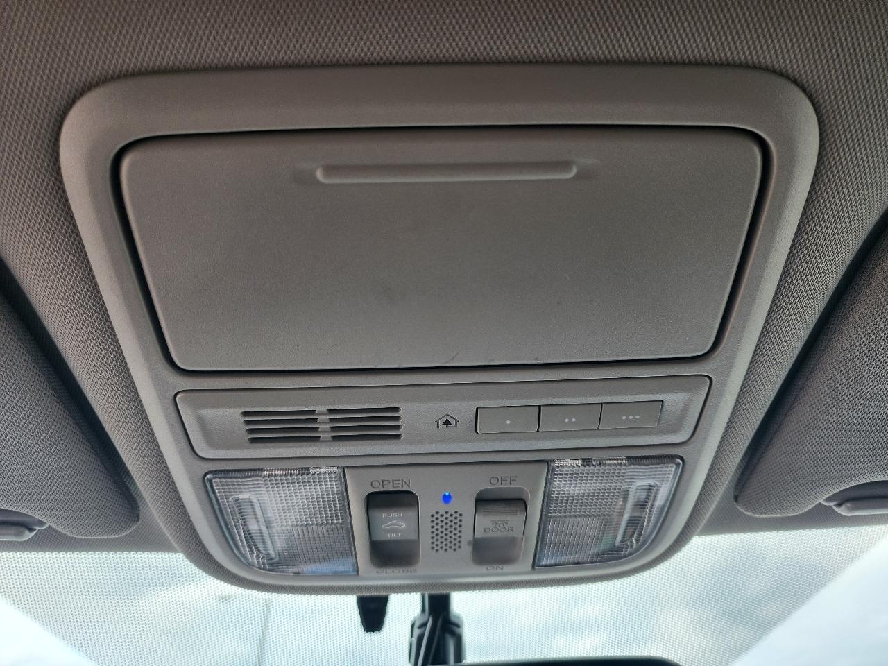 Honda Odyssey Touring 2013