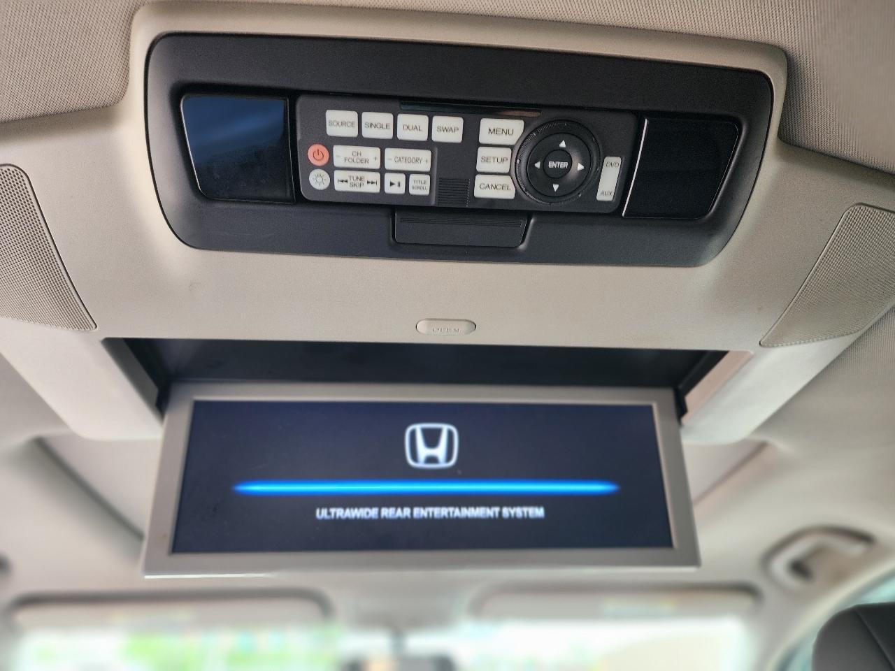 Honda Odyssey Touring 2013