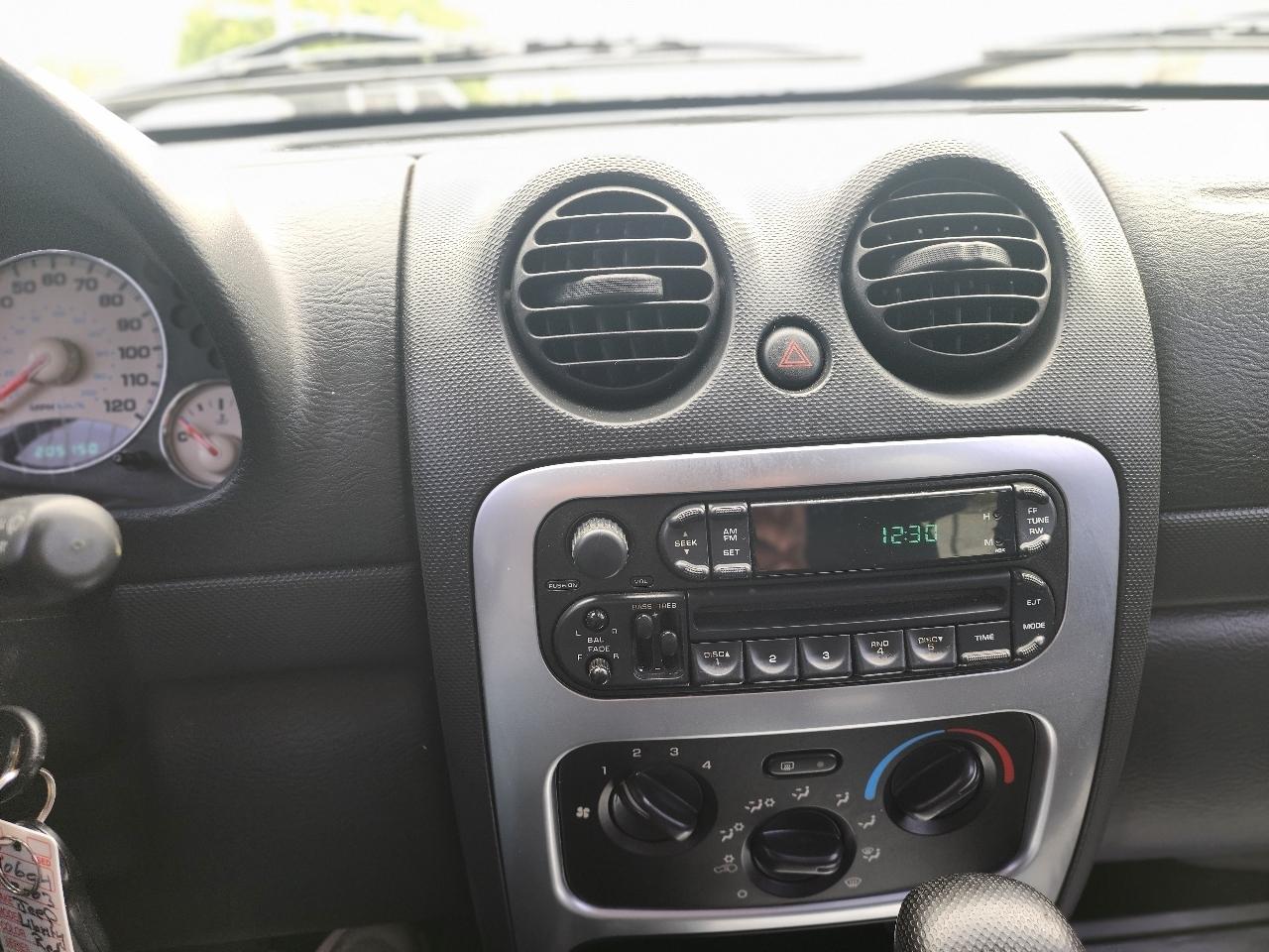 Jeep Liberty Limited 4WD 2003