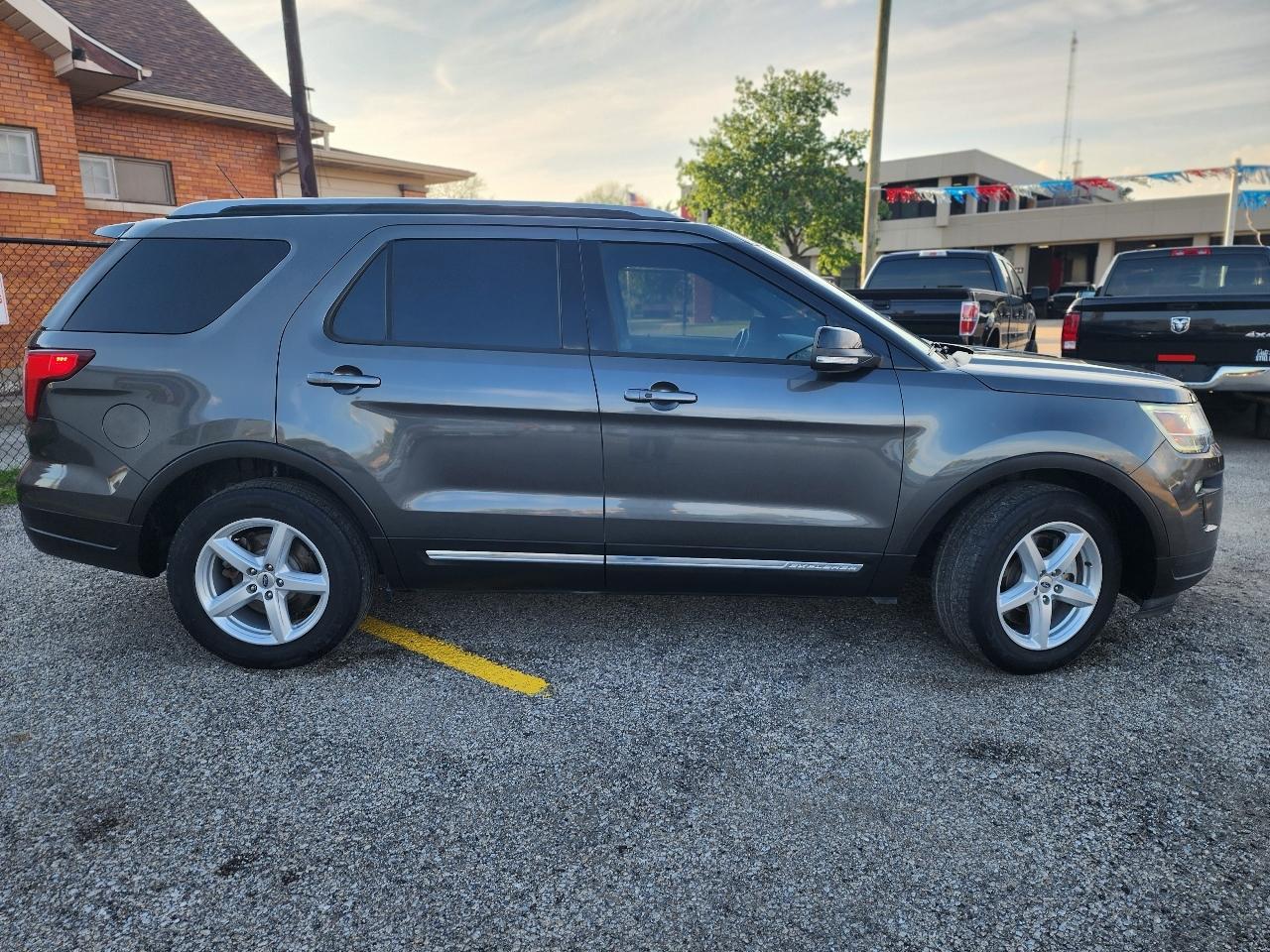 Ford Explorer XLT FWD 2018