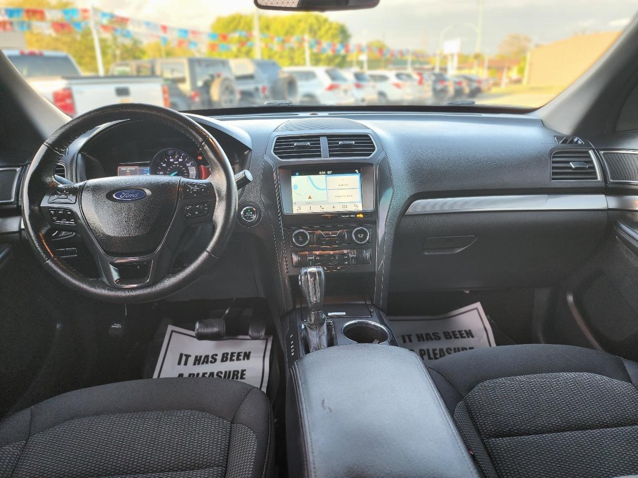 Ford Explorer XLT FWD 2018