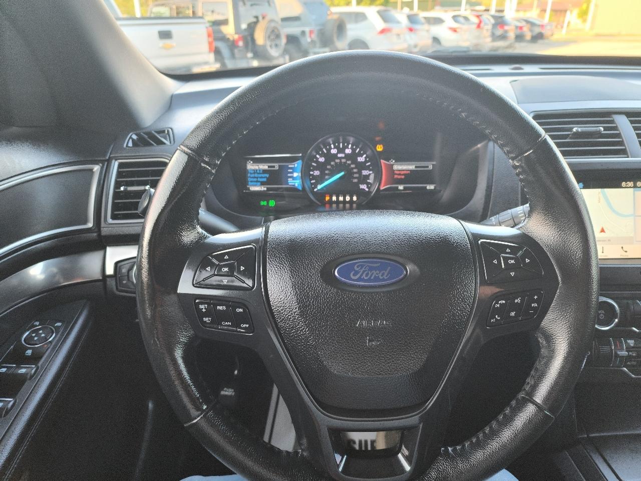 Ford Explorer XLT FWD 2018