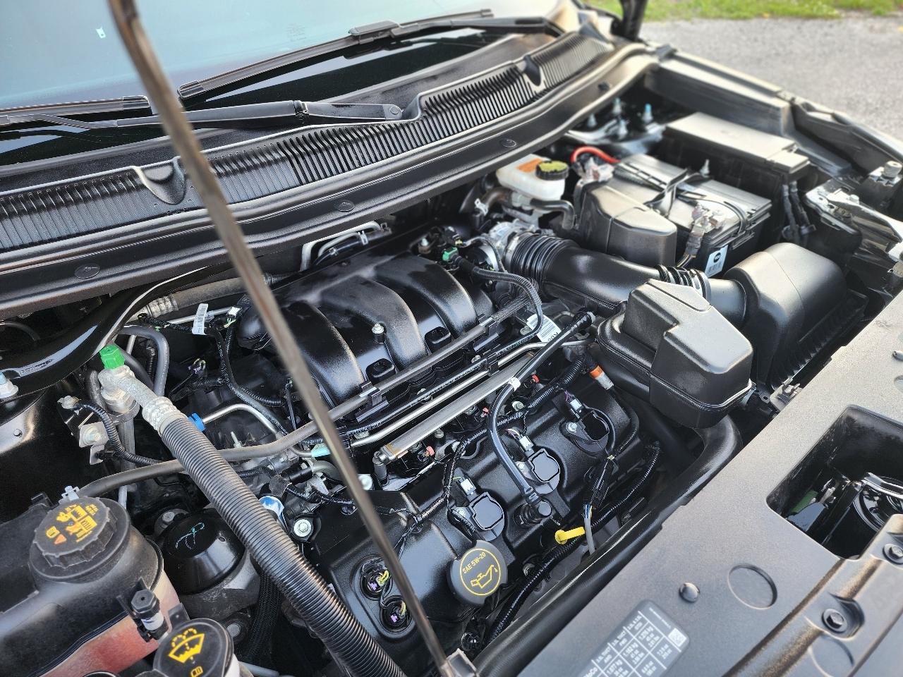 Ford Explorer XLT FWD 2018