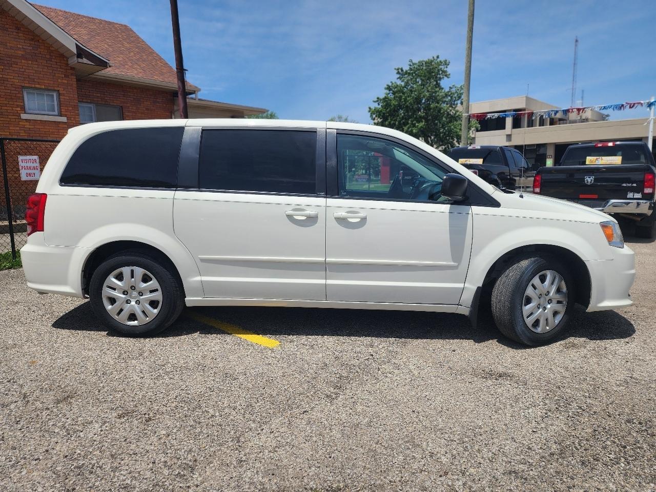 Dodge Grand Caravan SE 2013