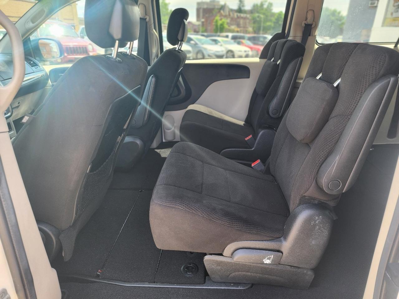 Dodge Grand Caravan SE 2013