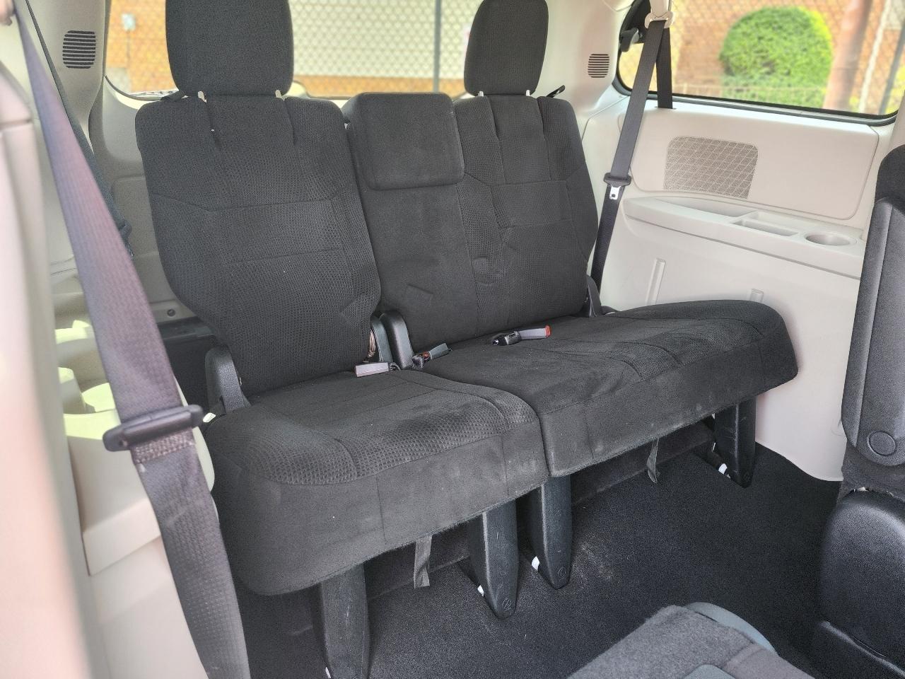 Dodge Grand Caravan SE 2013