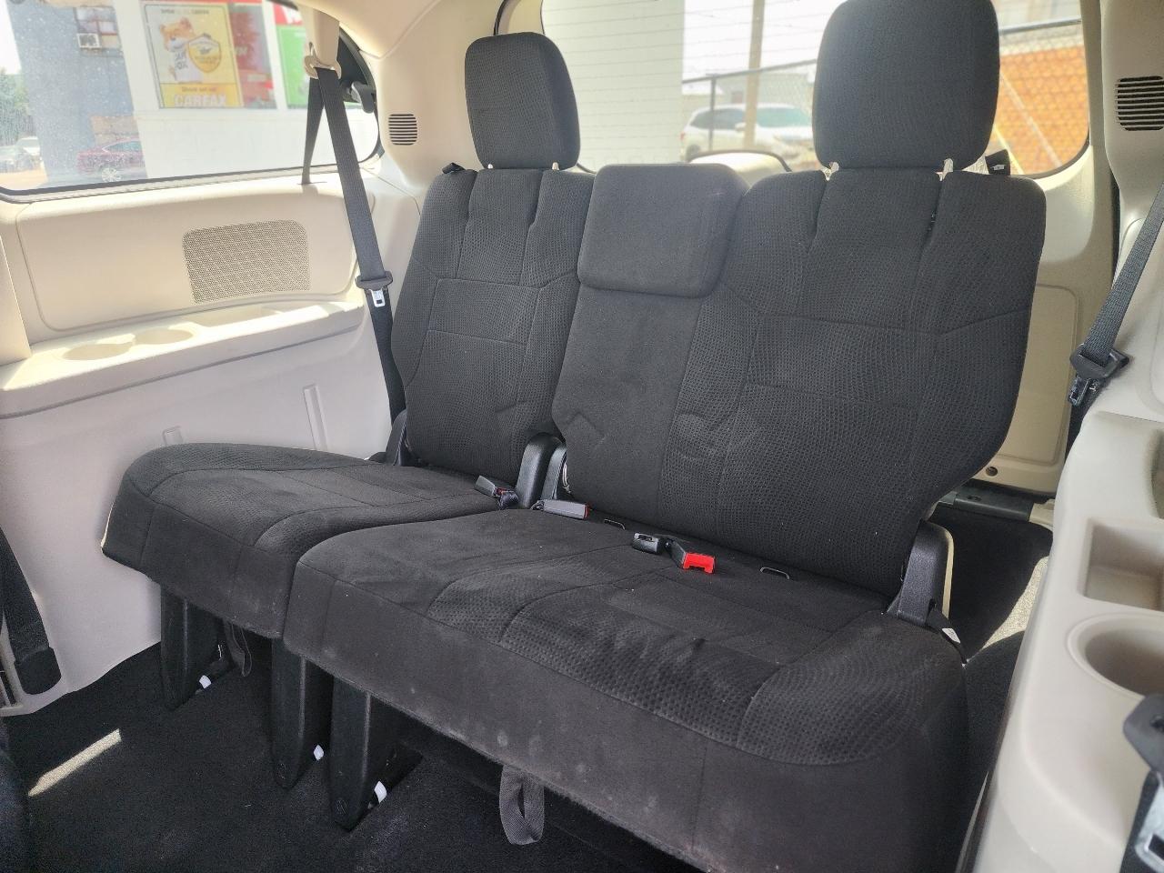 Dodge Grand Caravan SE 2013