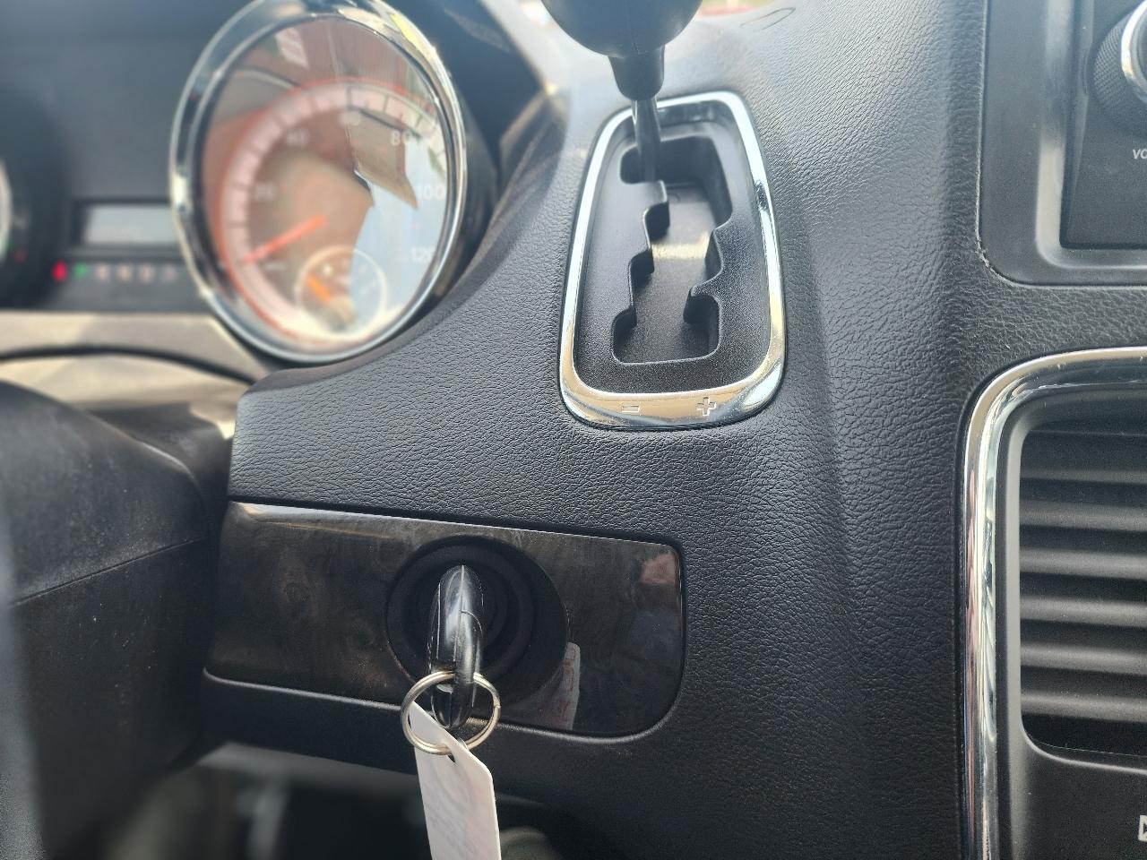 Dodge Grand Caravan SE 2013