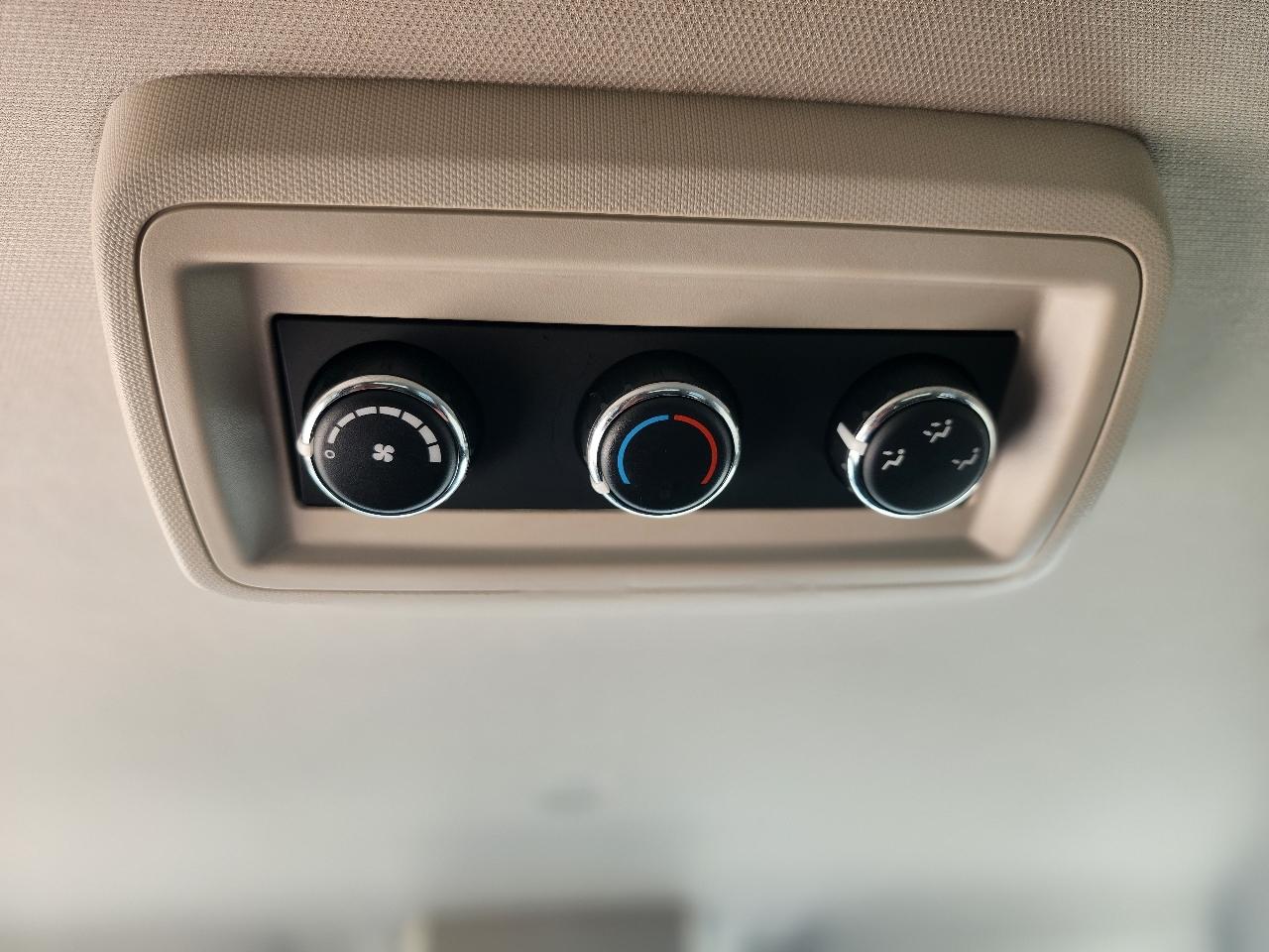 Dodge Grand Caravan SE 2013