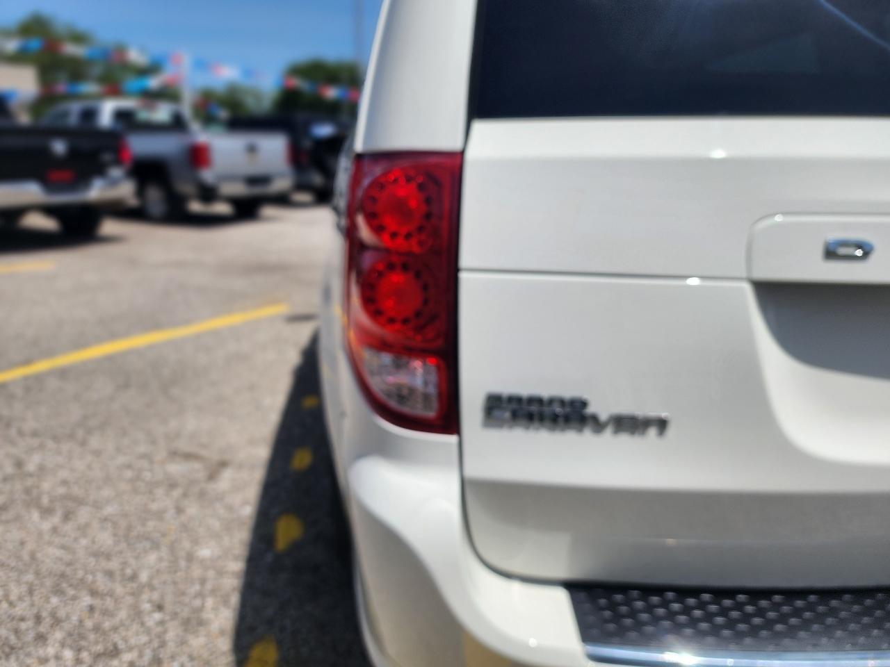 Dodge Grand Caravan SE 2013