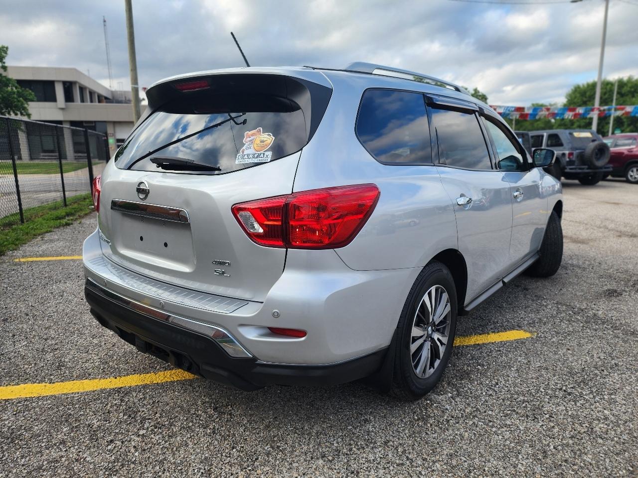 Nissan Pathfinder S 4WD 2017