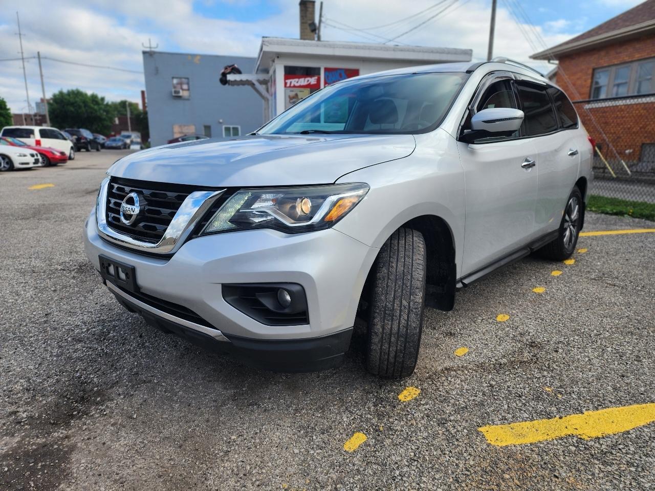 Nissan Pathfinder S 4WD 2017