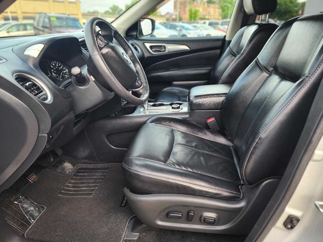 Nissan Pathfinder S 4WD 2017