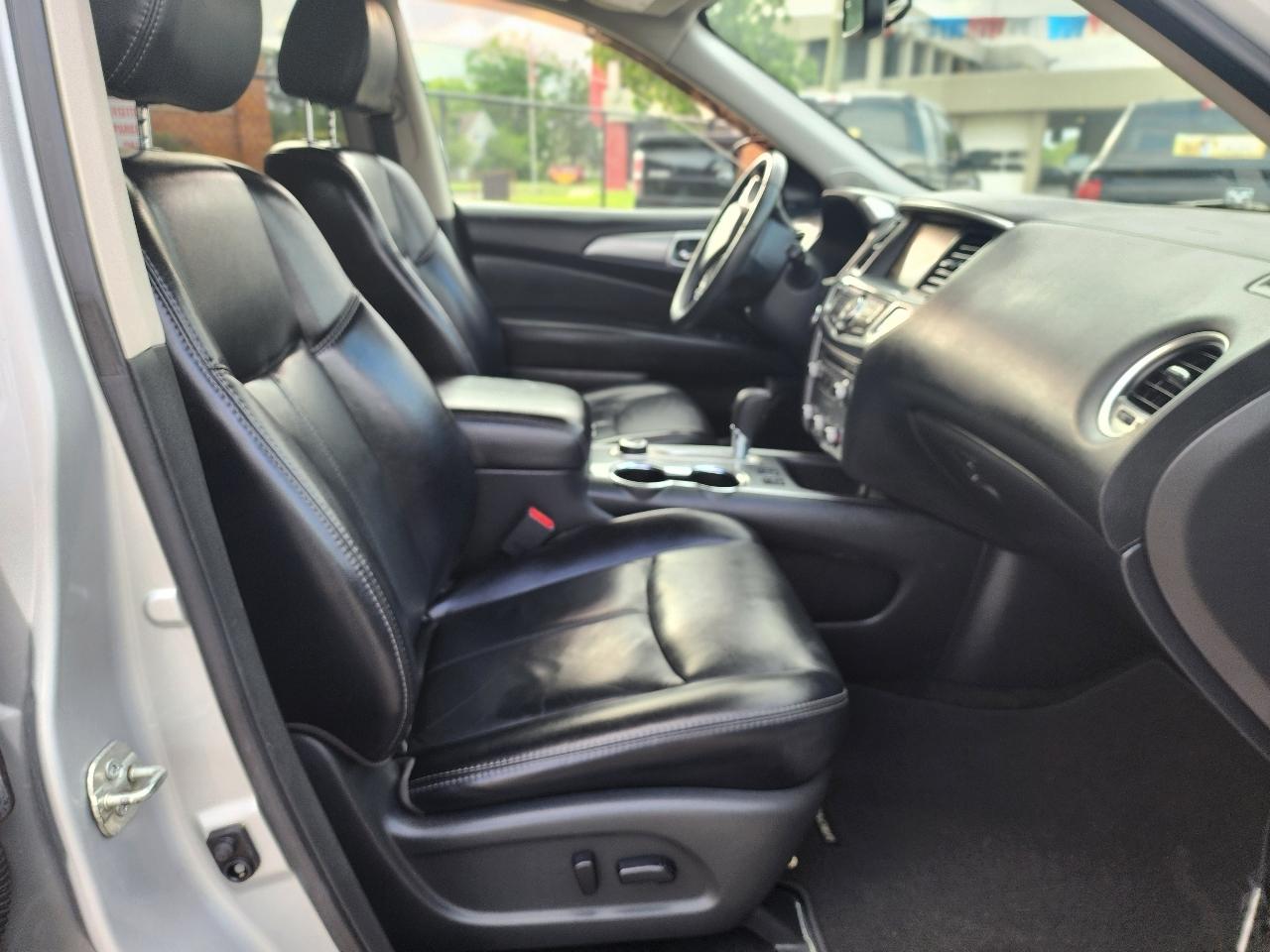 Nissan Pathfinder S 4WD 2017