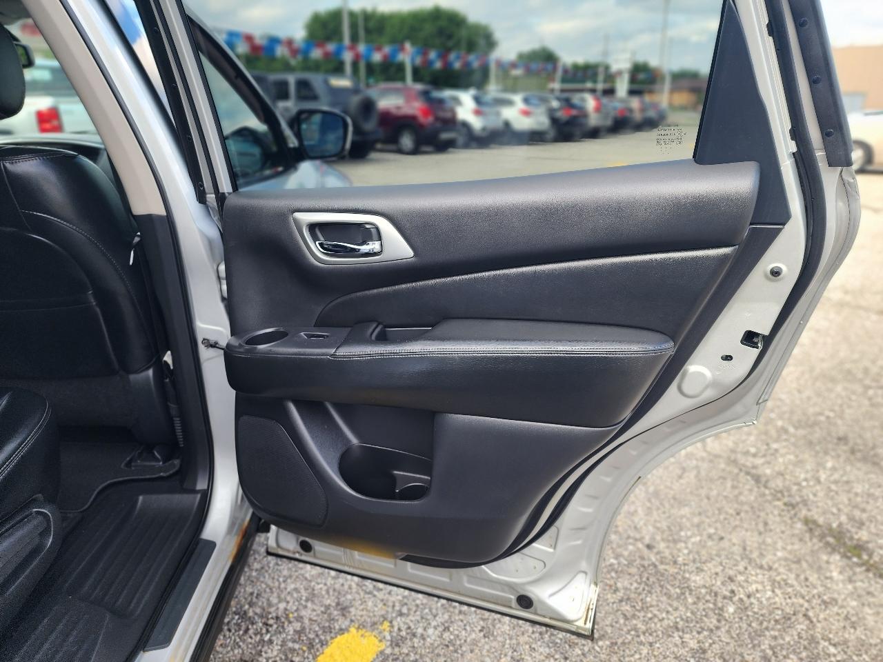 Nissan Pathfinder S 4WD 2017
