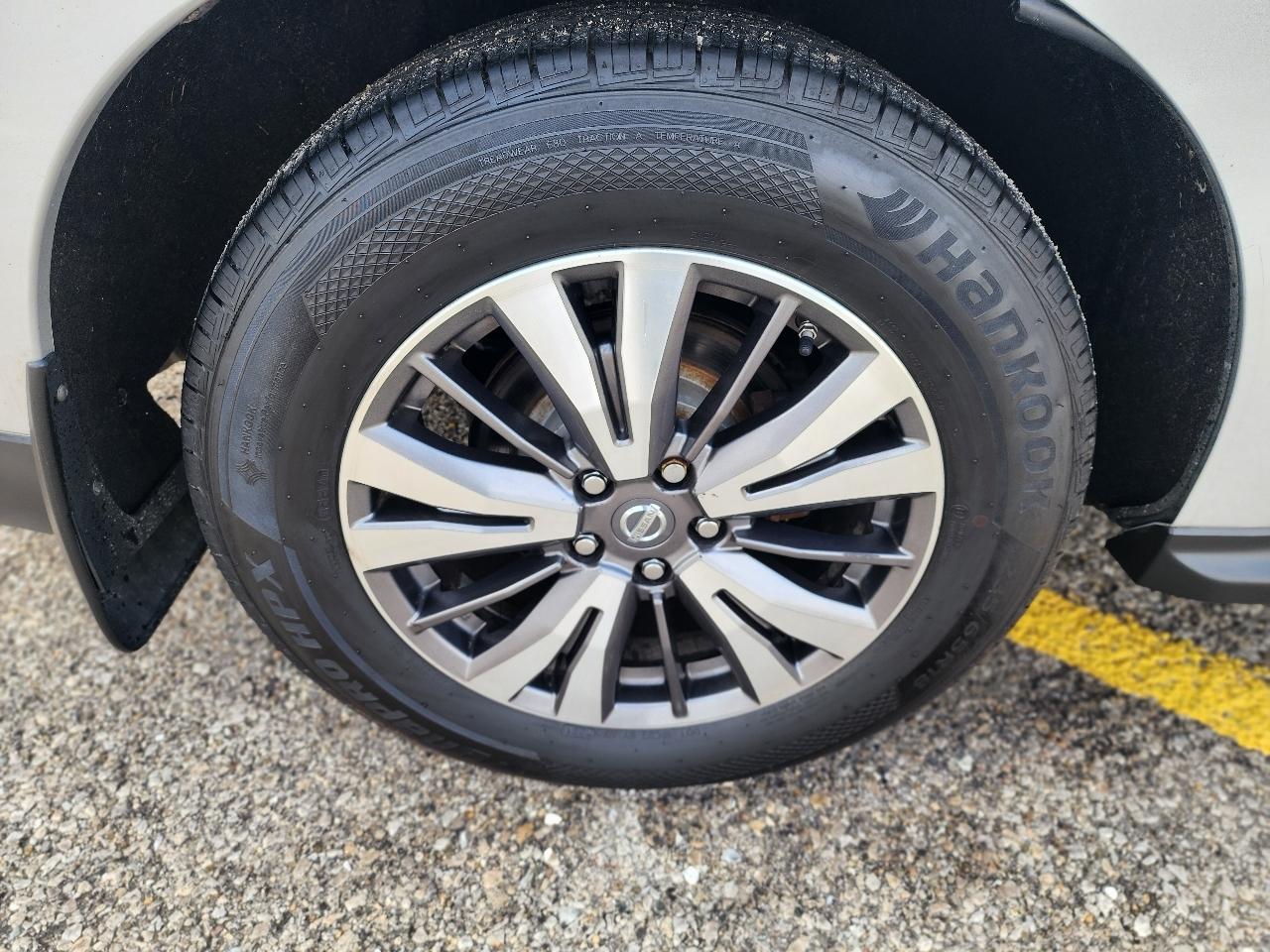 Nissan Pathfinder S 4WD 2017