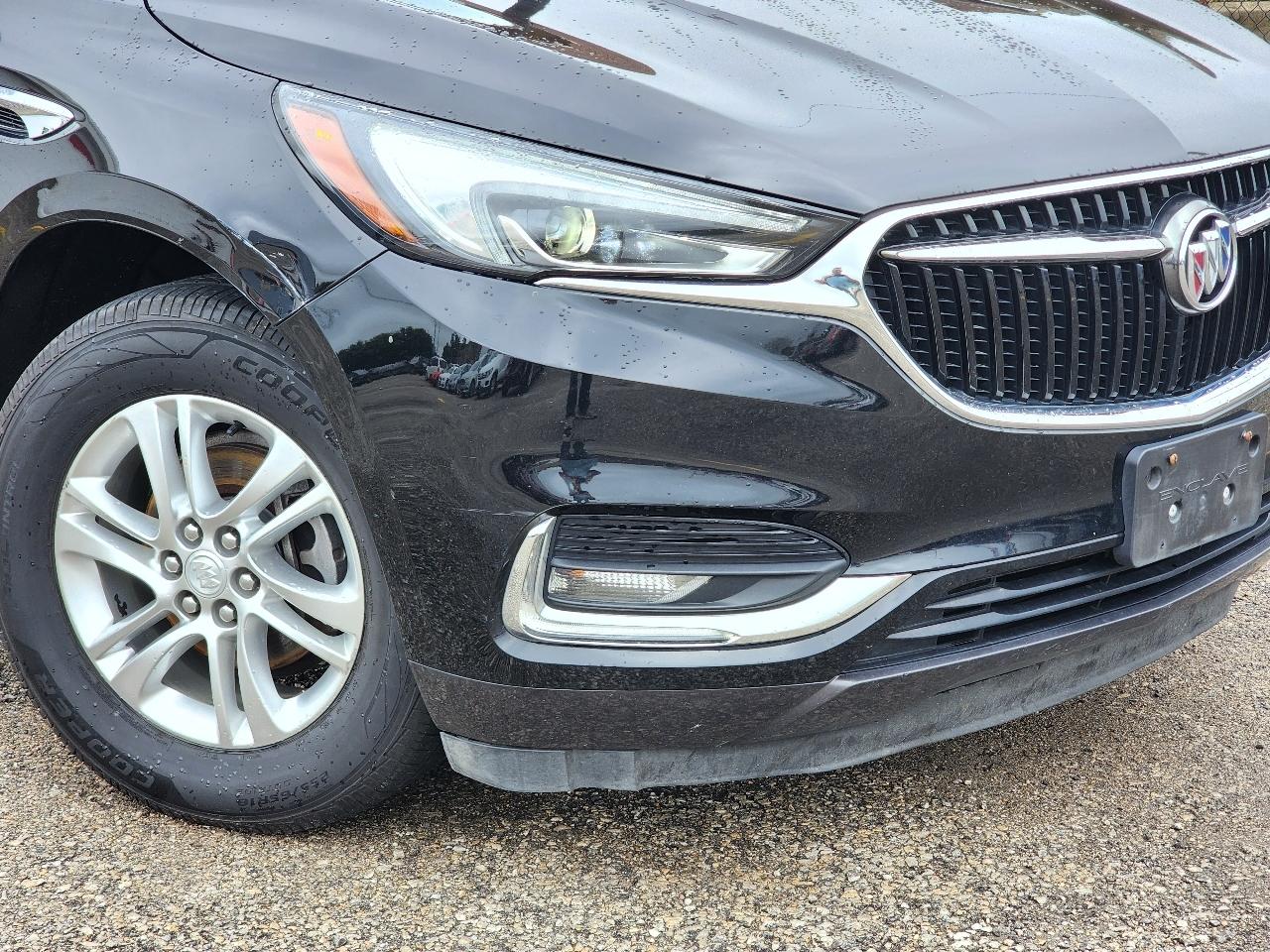 Buick Enclave Essence FWD 2018