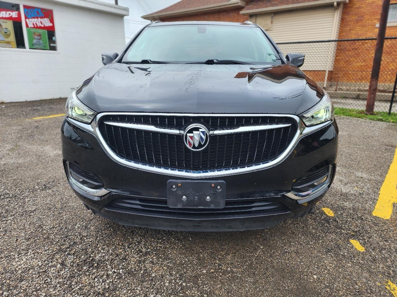Buick Enclave Essence FWD 2018