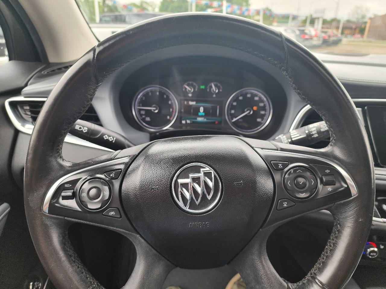 Buick Enclave Essence FWD 2018