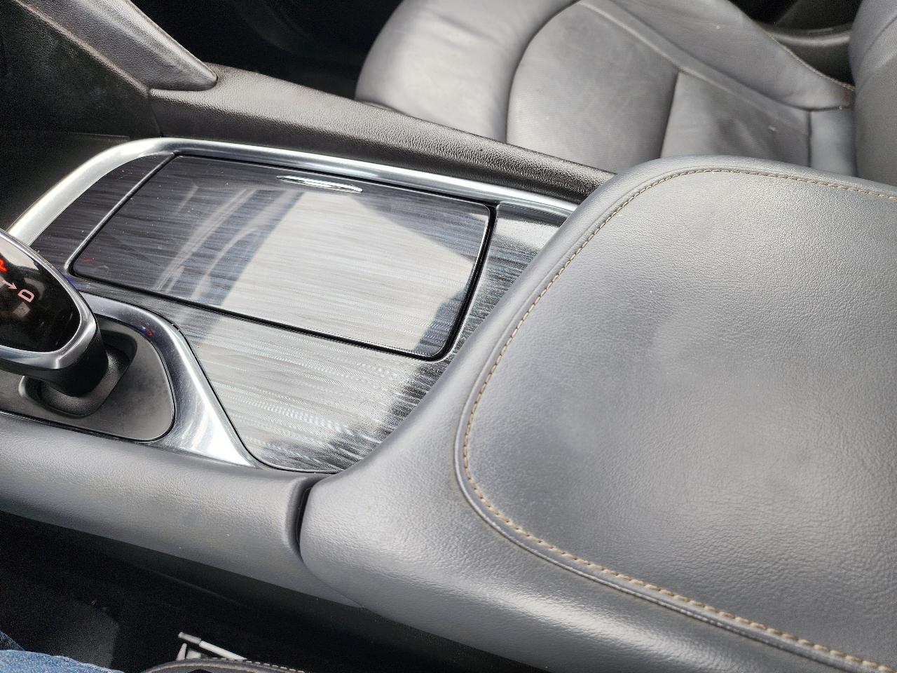Buick Enclave Essence FWD 2018