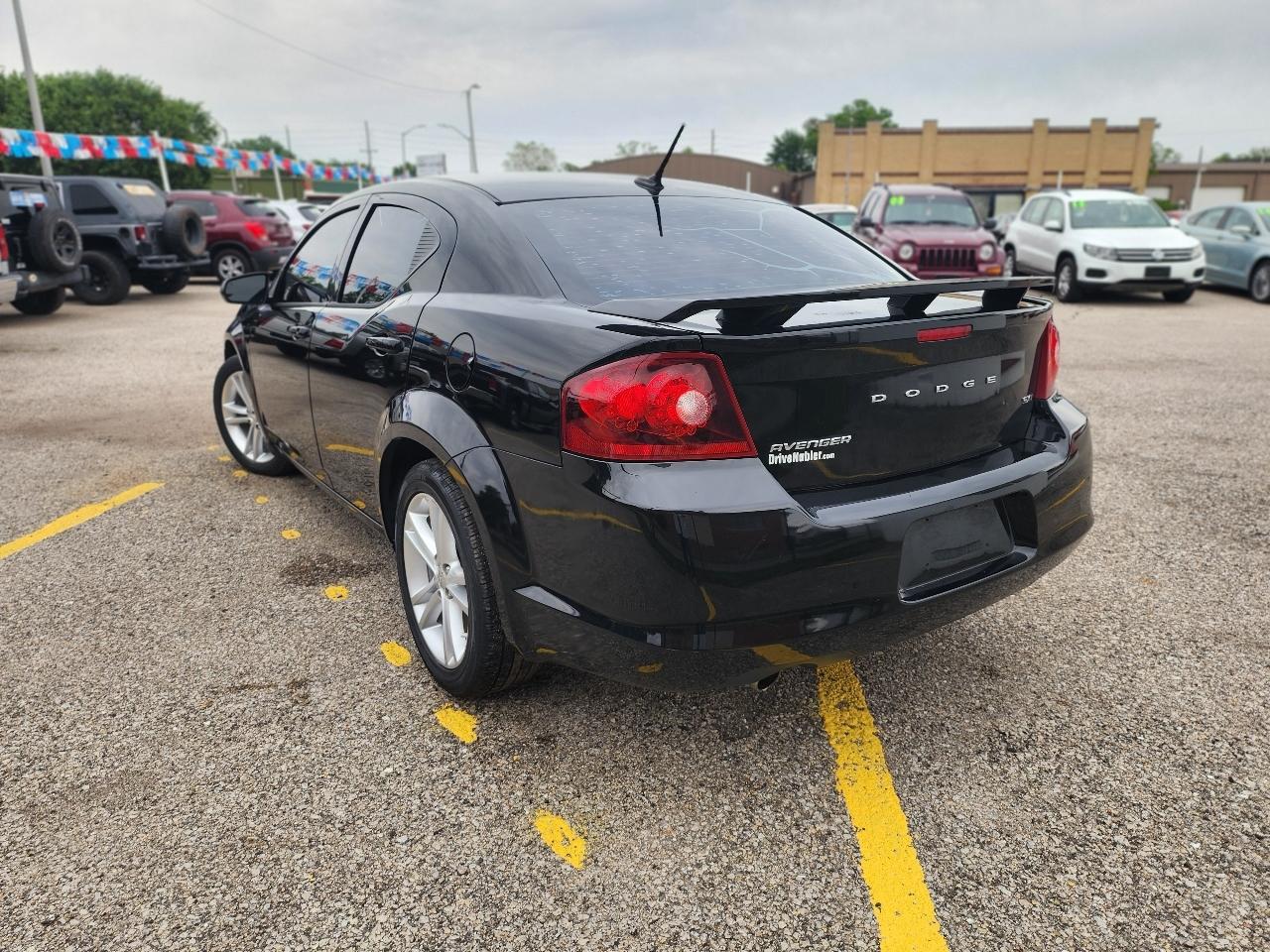 Dodge Avenger SXT 2012