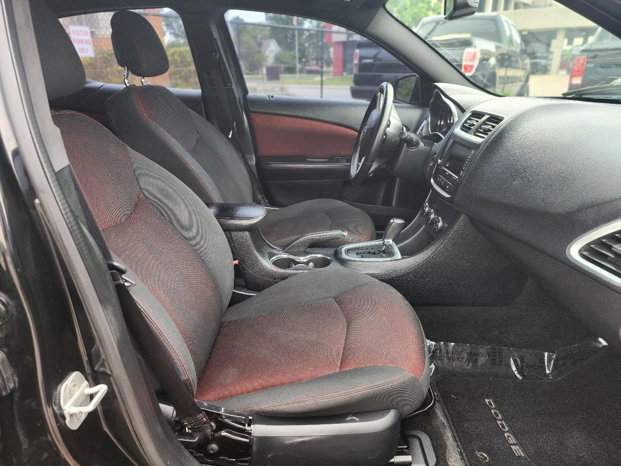Dodge Avenger SXT 2012