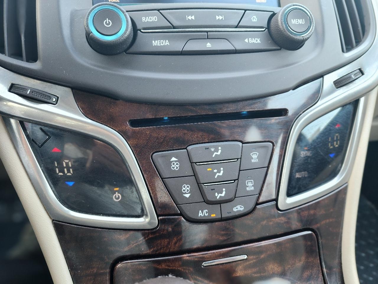 Buick LaCrosse Base 2014