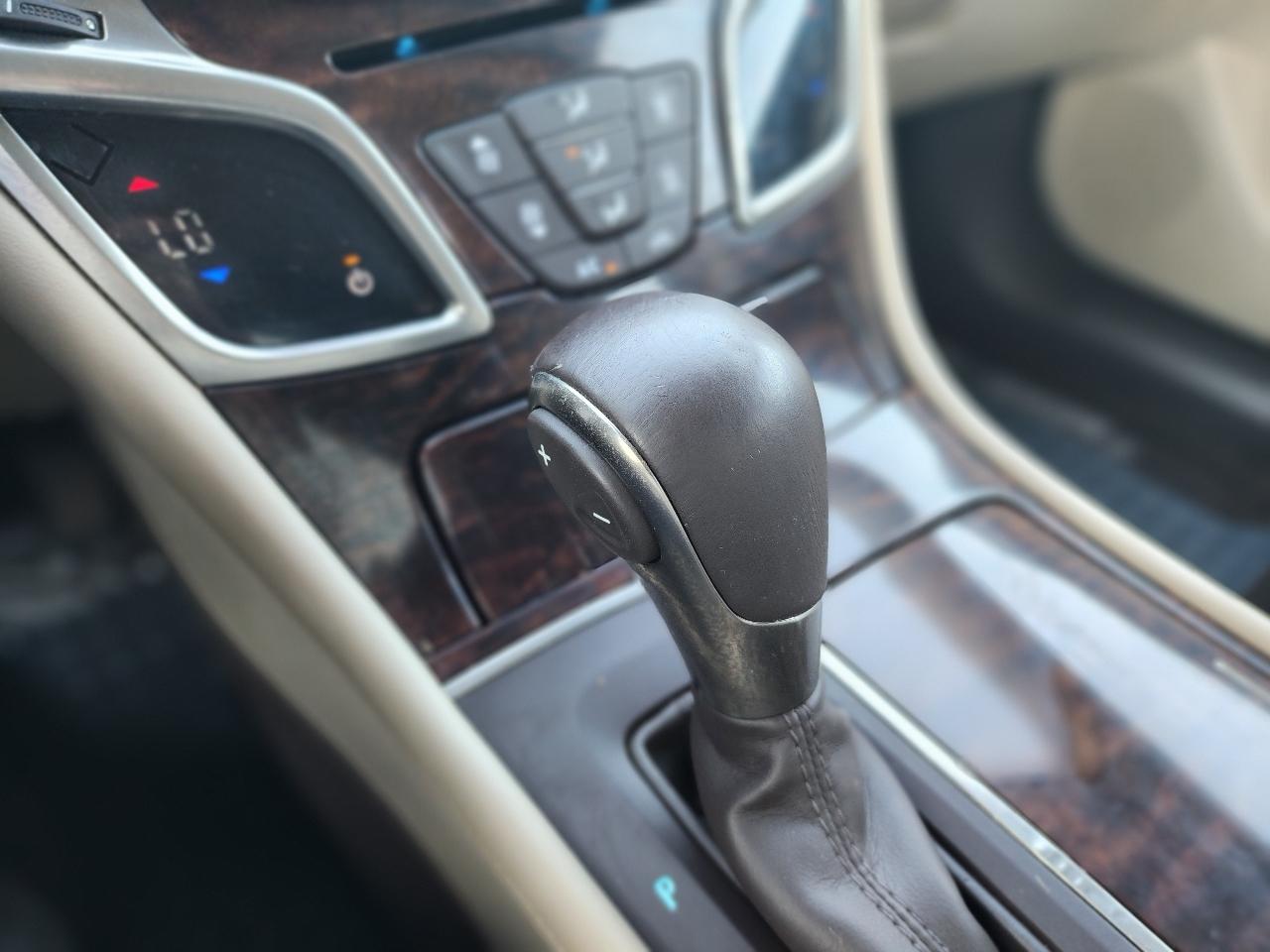 Buick LaCrosse Base 2014