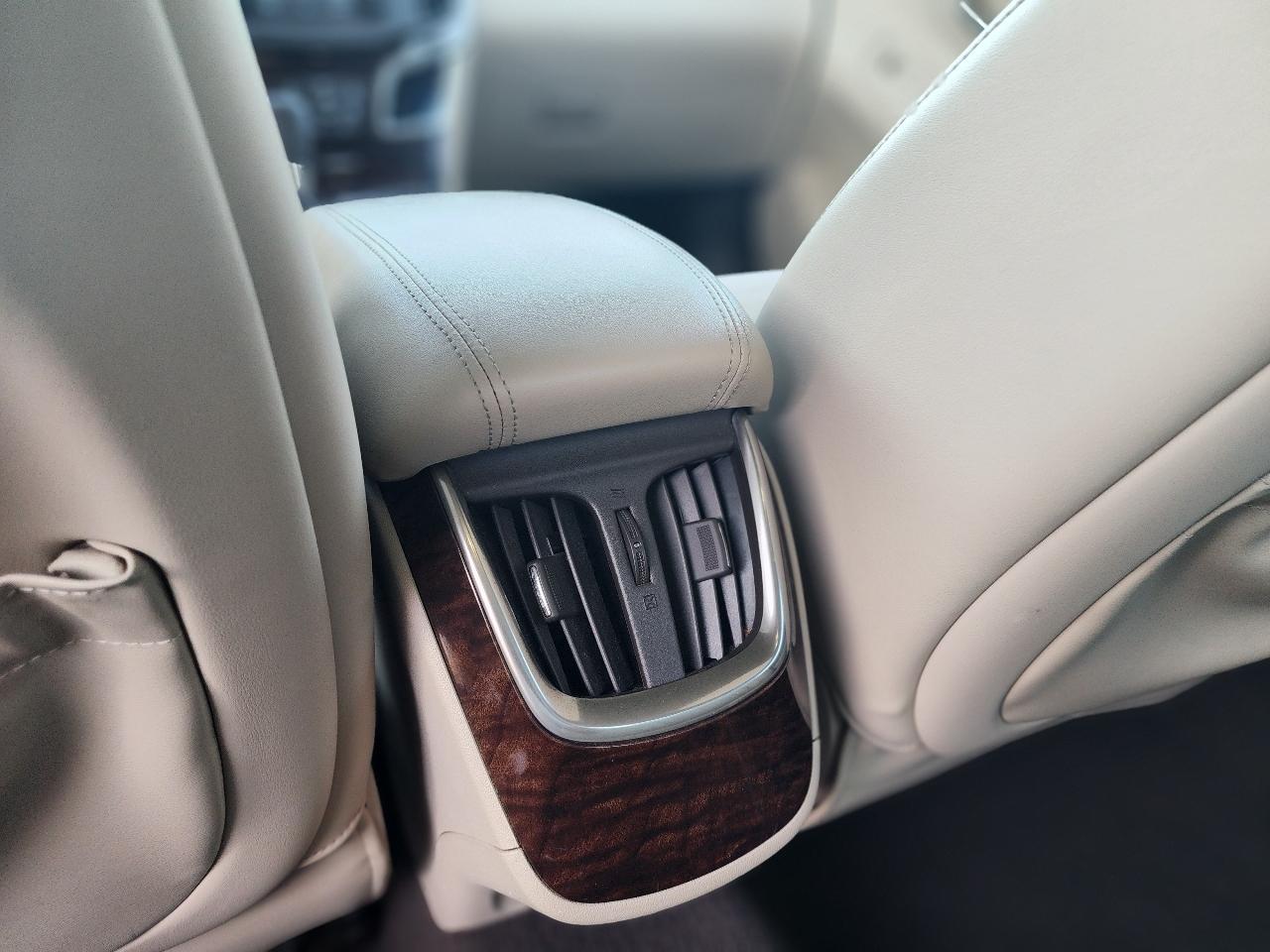Buick LaCrosse Base 2014