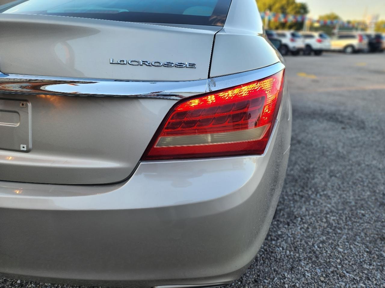 Buick LaCrosse Base 2014