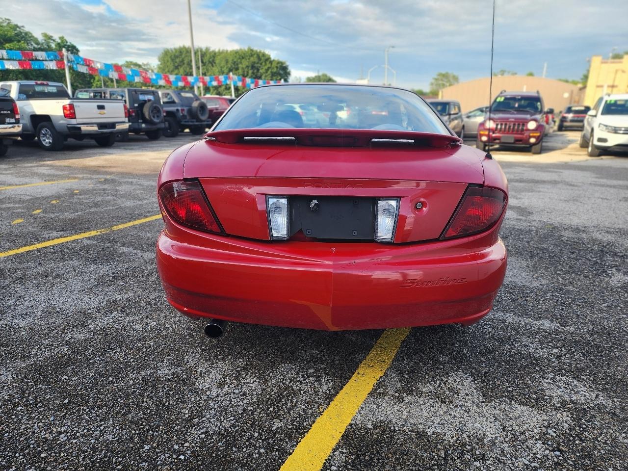 Pontiac Sunfire Coupe w/1SV 2004