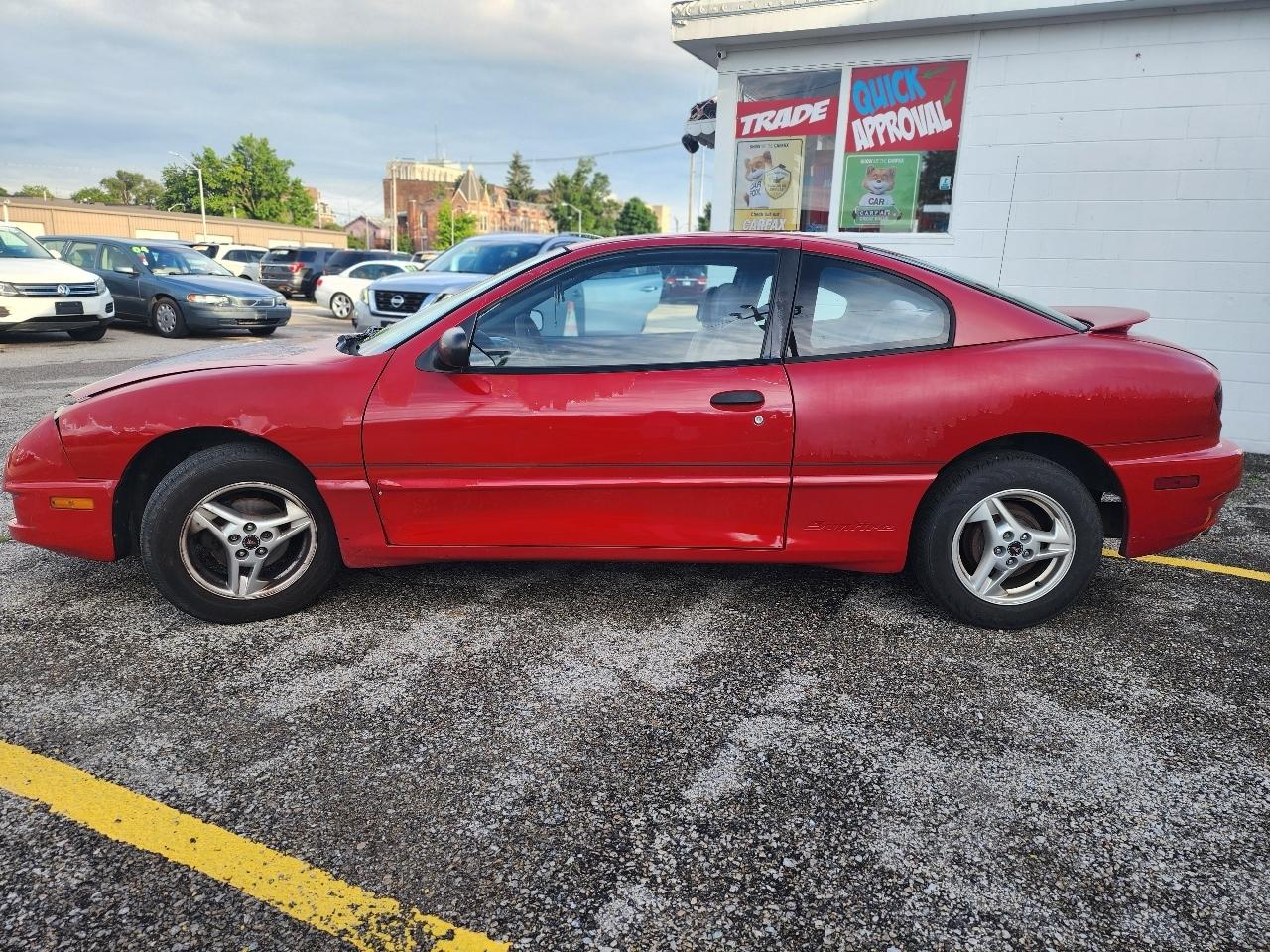 Pontiac Sunfire Coupe w/1SV 2004