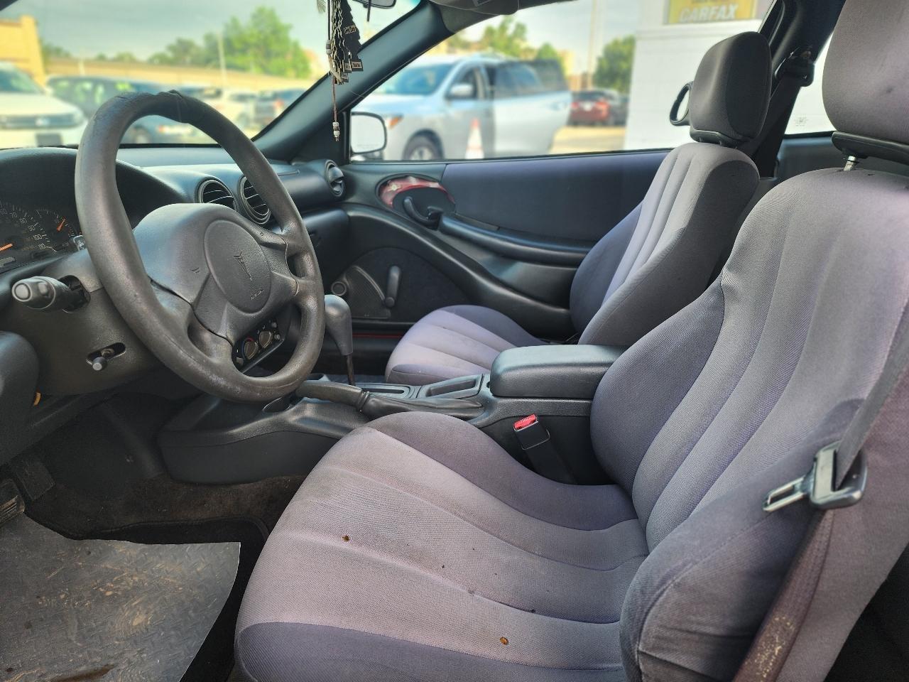 Pontiac Sunfire Coupe w/1SV 2004