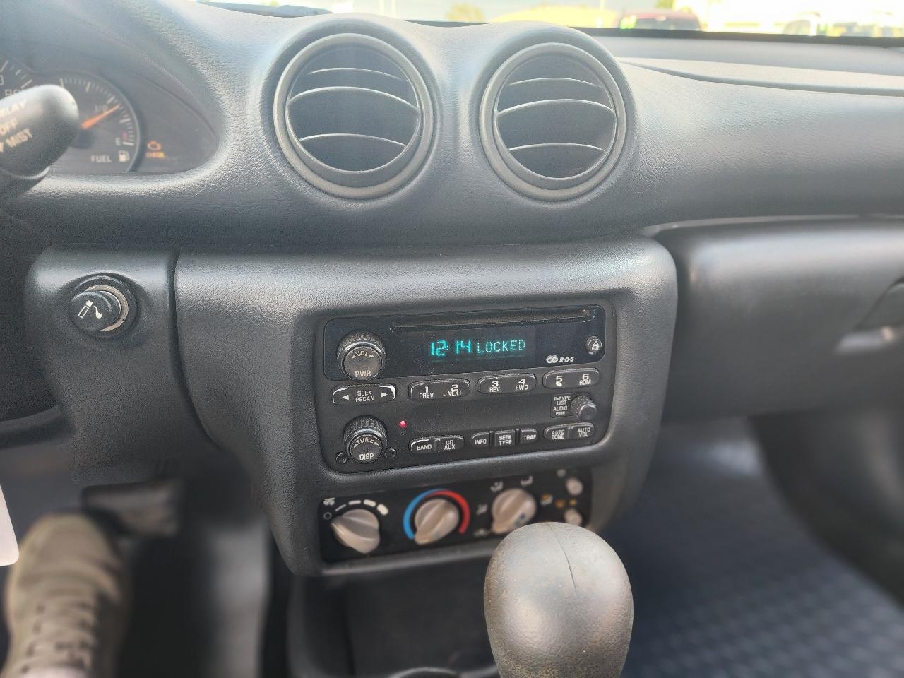 Pontiac Sunfire Coupe w/1SV 2004