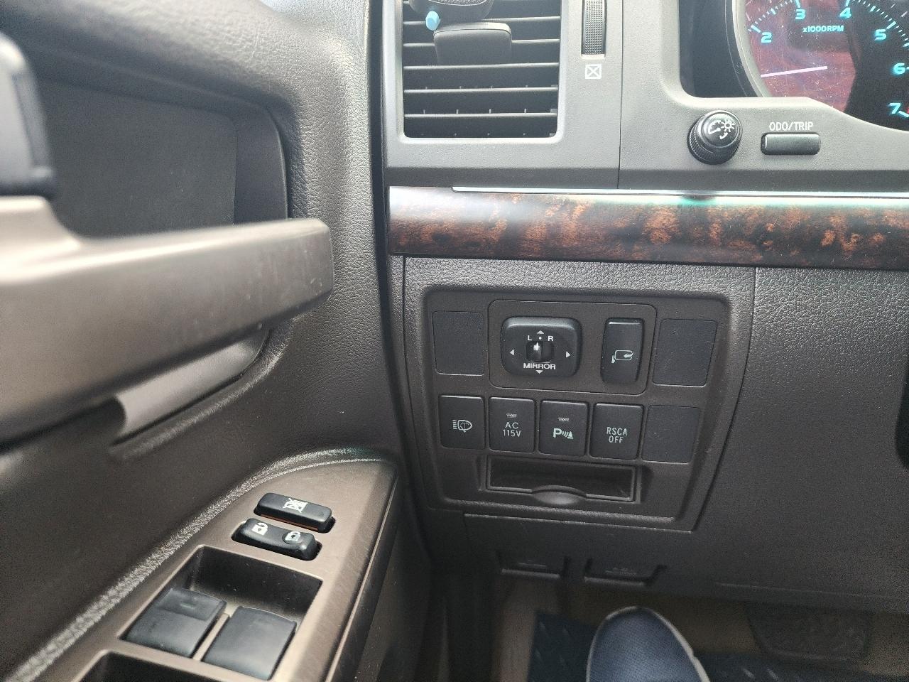 Toyota Land Cruiser 4WD 2008